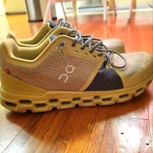 Men's On Cloud sneakers